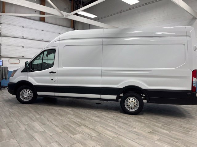 Used 2024 Ford Transit 250 148 High Roof Extended AWD w/ Load Area Protection Package image 4