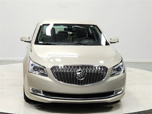 Used 2016 Buick LaCrosse Leather image 2