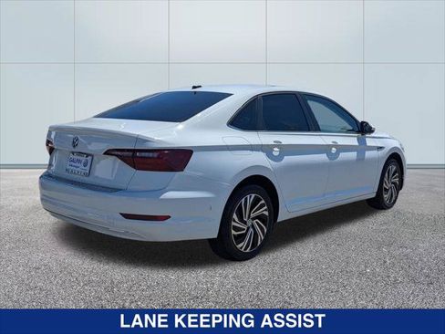 Used 2021 Volkswagen Jetta SEL FWD image 5