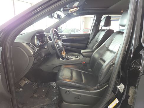 Used 2018 Jeep Grand Cherokee Limited AWD/4WD image 14