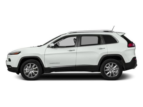 Used 2017 Jeep Cherokee Limited AWD/4WD image 6