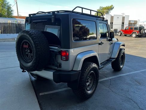 Used 2014 Jeep Wrangler Sahara w/ Connectivity Group AWD/4WD image 7