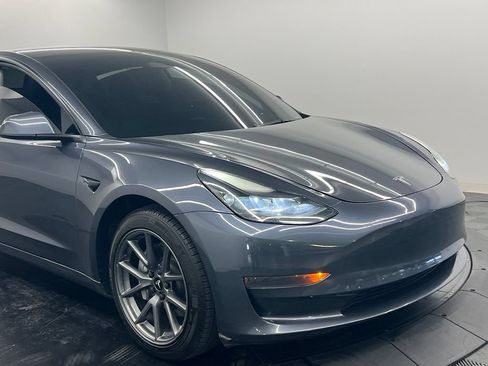 Used 2023 Tesla Model 3 Standard Range RWD image 4