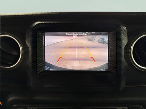 Used 2019 Jeep Wrangler Unlimited Sahara w/ Dual Top Group image 13