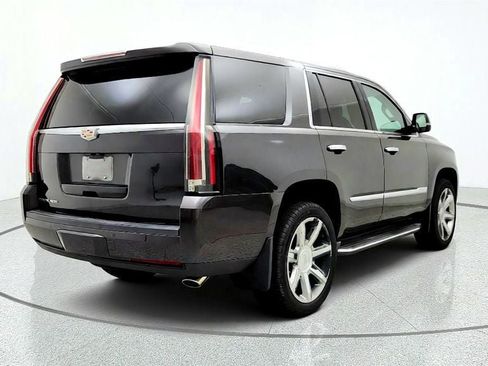 Used 2016 Cadillac Escalade Luxury AWD/4WD image 5