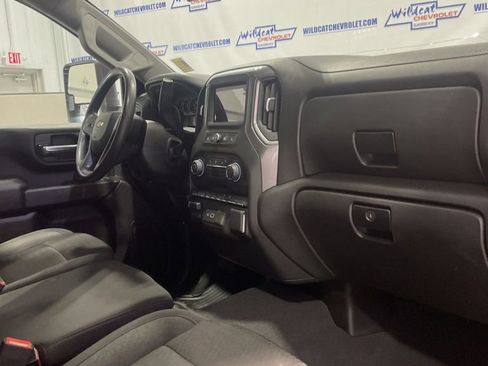 Used 2025 Chevrolet Silverado 2500 Custom w/ Custom Convenience Package image 34