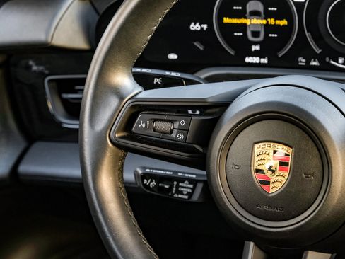 Used 2021 Porsche Taycan Base image 15