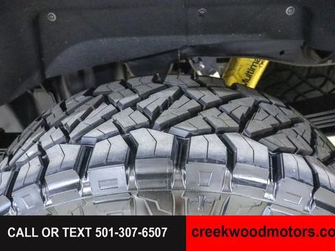 Used 2024 GMC Sierra 2500 AT4X AWD/4WD image 37