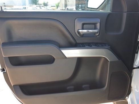 Used 2016 Chevrolet Silverado 2500 LT w/ LT Convenience Package AWD/4WD image 13