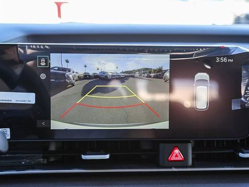 New 2026 Kia Carnival EX FWD image 25