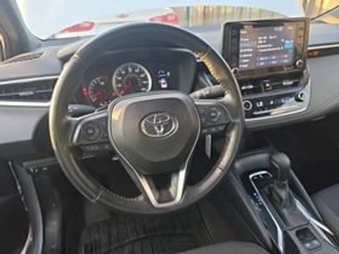 Used 2022 Toyota Corolla SE FWD image 11