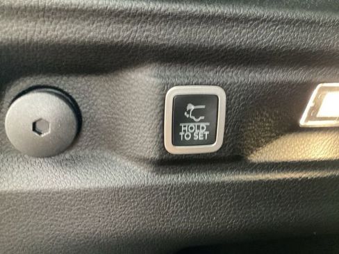 New 2025 Jeep Grand Cherokee L Altitude AWD/4WD image 17