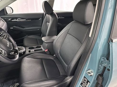 Used 2025 Kia Seltos SX image 10