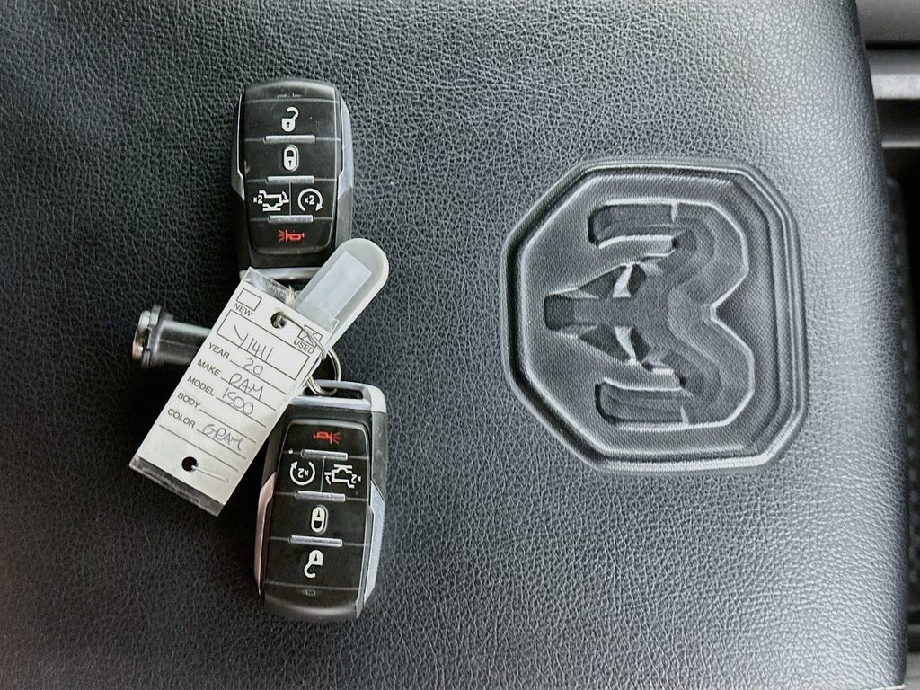 Used 2020 RAM 1500 Laramie w/ Sport Appearance Package AWD/4WD image 35
