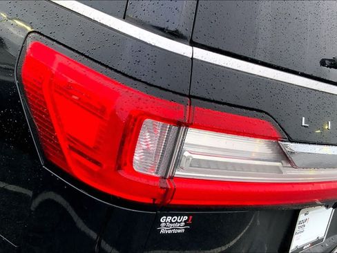 Used 2018 Lincoln Navigator Select w/ Technology Package RWD image 27