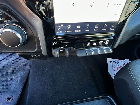 Used 2024 RAM 2500 Big Horn w/ Night Edition image 32