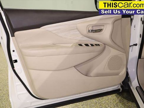 Used 2015 Nissan Murano SV FWD image 25