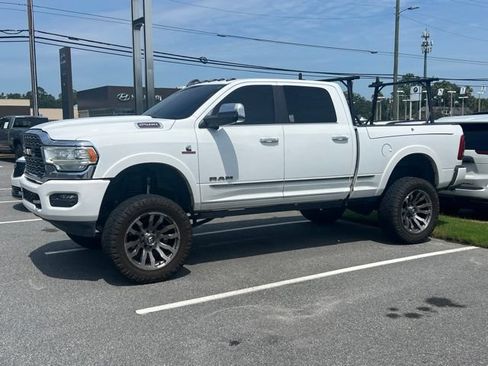 Used 2020 RAM 2500 Limited AWD/4WD image 2
