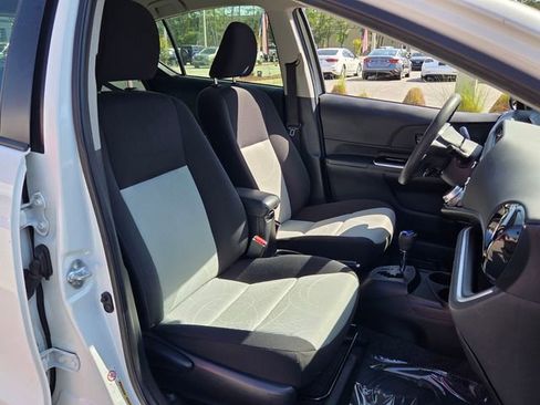 Used 2017 Toyota Prius C Three FWD image 18
