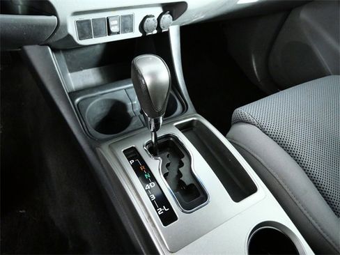 Used 2013 Toyota Tacoma 4x4 Double Cab image 22