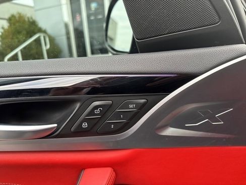 Used 2018 BMW X3 M40i image 14