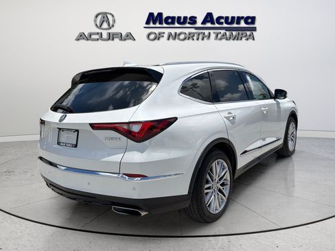 Used 2023 Acura MDX SH-AWD w/ Advance Package image 4