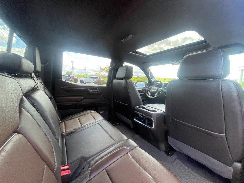 Used 2023 GMC Sierra 1500 Denali AWD/4WD image 18