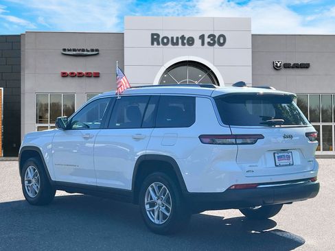 Used 2023 Jeep Grand Cherokee L Laredo w/ Luxury Tech Group I AWD/4WD image 3
