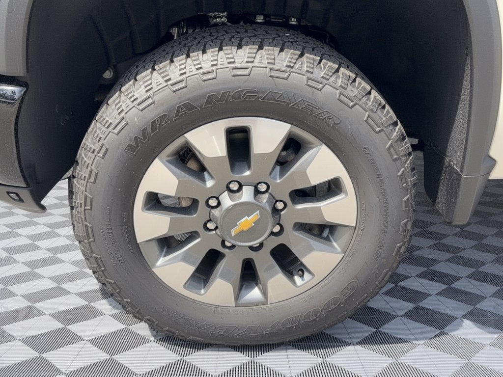 New 2026 Chevrolet Silverado 2500 Custom w/ Custom Value Package AWD/4WD image 13