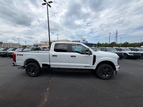 New 2026 Ford F250 XL AWD/4WD image 18