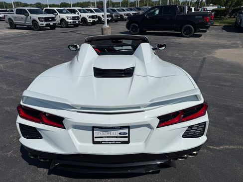 Used 2023 Chevrolet Corvette Stingray Preferred Conv w/ Z51 Performance Package RWD image 11
