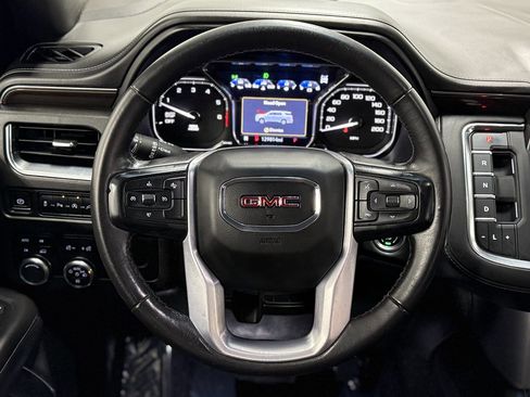 Used 2021 GMC Yukon XL SLE image 16