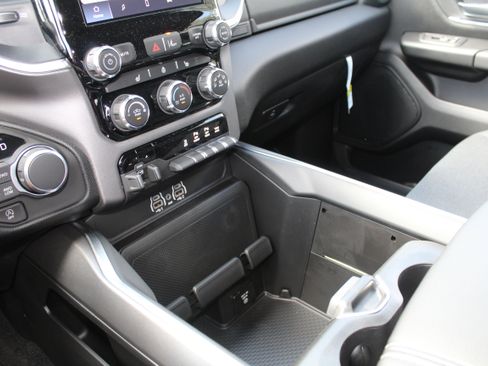 New 2026 RAM 1500 Lone Star w/ Night Edition image 22