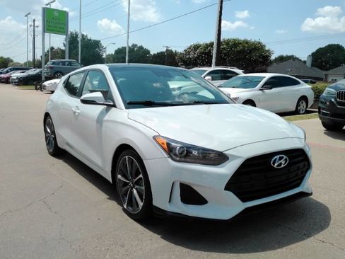 Used 2020 Hyundai Veloster 2.0 Premium FWD image 3