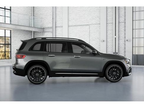 New 2026 Mercedes-Benz GLB 35 AMG 4MATIC image 17
