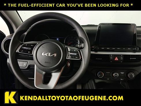 Used 2023 Kia Forte LXS w/ LXS Technology Package image 9