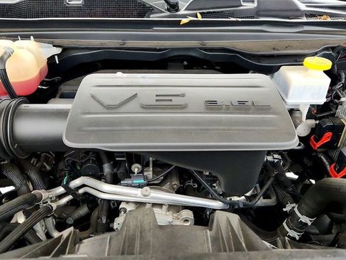 Used 2021 RAM 1500 Big Horn image 24