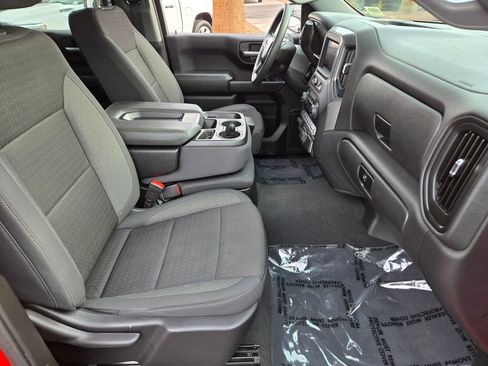 Used 2024 Chevrolet Silverado 1500 Custom Trail Boss w/ LPO, Dark Essentials Package image 15