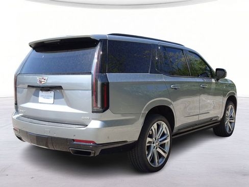 Certified 2025 Cadillac Escalade Sport Platinum w/ LPO, Floor Liner Package AWD/4WD image 5