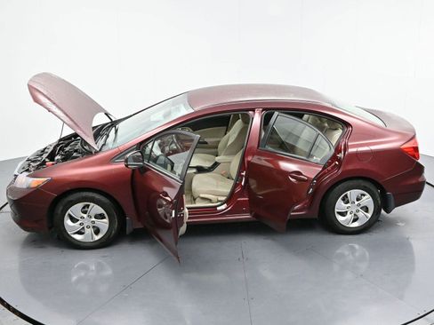 Used 2012 Honda Civic LX image 32