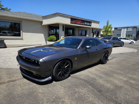 Used 2016 Dodge Challenger R/T Scat Pack w/ Sound Group II RWD image 1