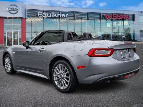 Used 2017 FIAT 124 Spider Classica image 4