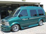 Used 2000 Chevrolet Astro image 2
