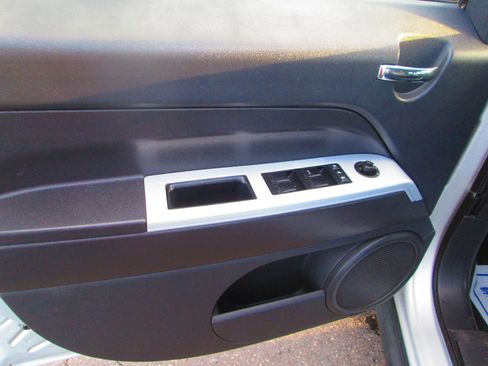 Used 2008 Jeep Patriot Limited image 6