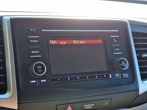 Certified 2019 Honda Pilot LX image 18