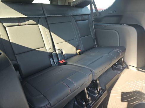 Certified 2023 Chevrolet Suburban RST w/ Luxury Package image 20