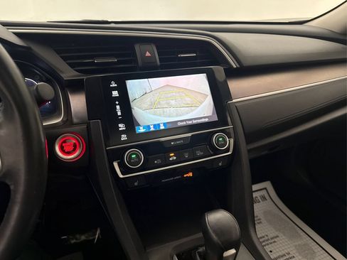 Used 2018 Honda Civic Touring image 39