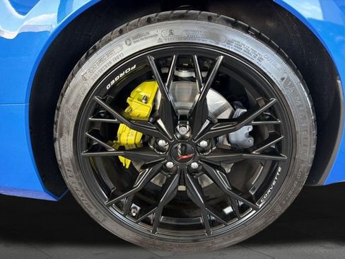 Used 2024 Chevrolet Corvette Stingray Preferred Cpe w/ Z51 Performance Package RWD image 21