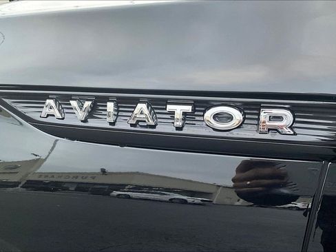New 2026 Lincoln Aviator Reserve image 9