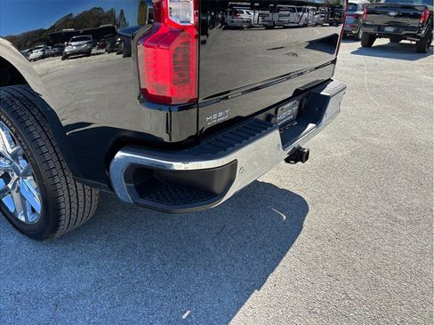 Used 2019 Chevrolet Silverado 1500 LT w/ All-Star Edition image 17